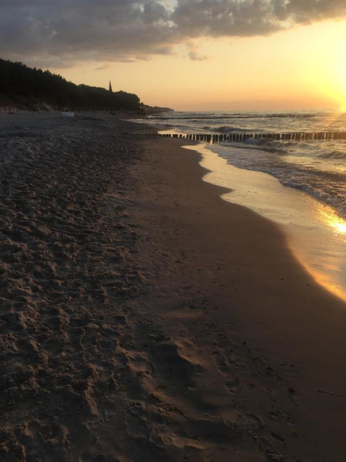 Bursztynowe Domki Sarbinowo Exteriör bild
